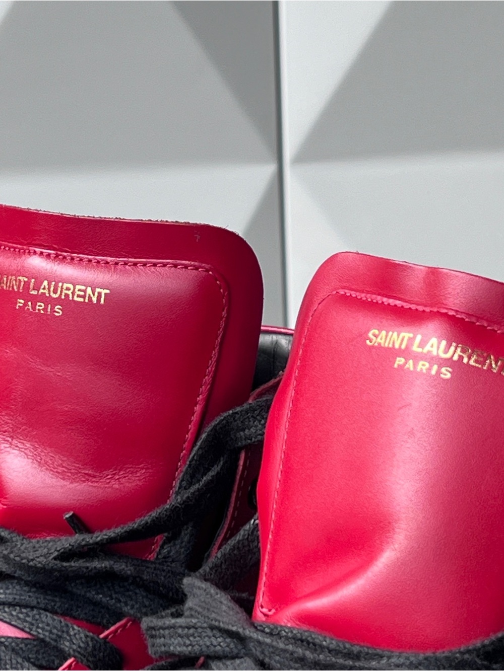 Saint Laurent SL/10H Red and Black High-Top Leather Sneakers - Picture 11 of 12
